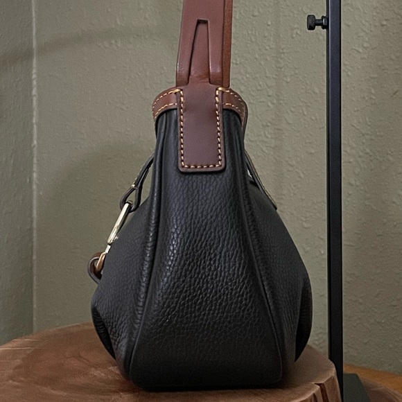 DOONEY & BOURKE DERBY PEBBLE LEATHER SHOULDER BAG - Picture 6 of 16